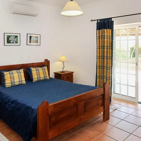 Sleeps 7 With Pool Air Con And Wifi * Carrasqueiro