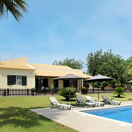 Sleeps 7 With Pool Air Con And Wifi *