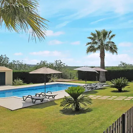 Sleeps 7 With Pool Air Con And Wifi Villa